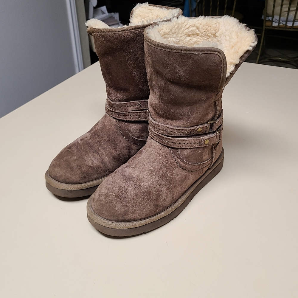 Ugg Palisade suede ankle boots size 7